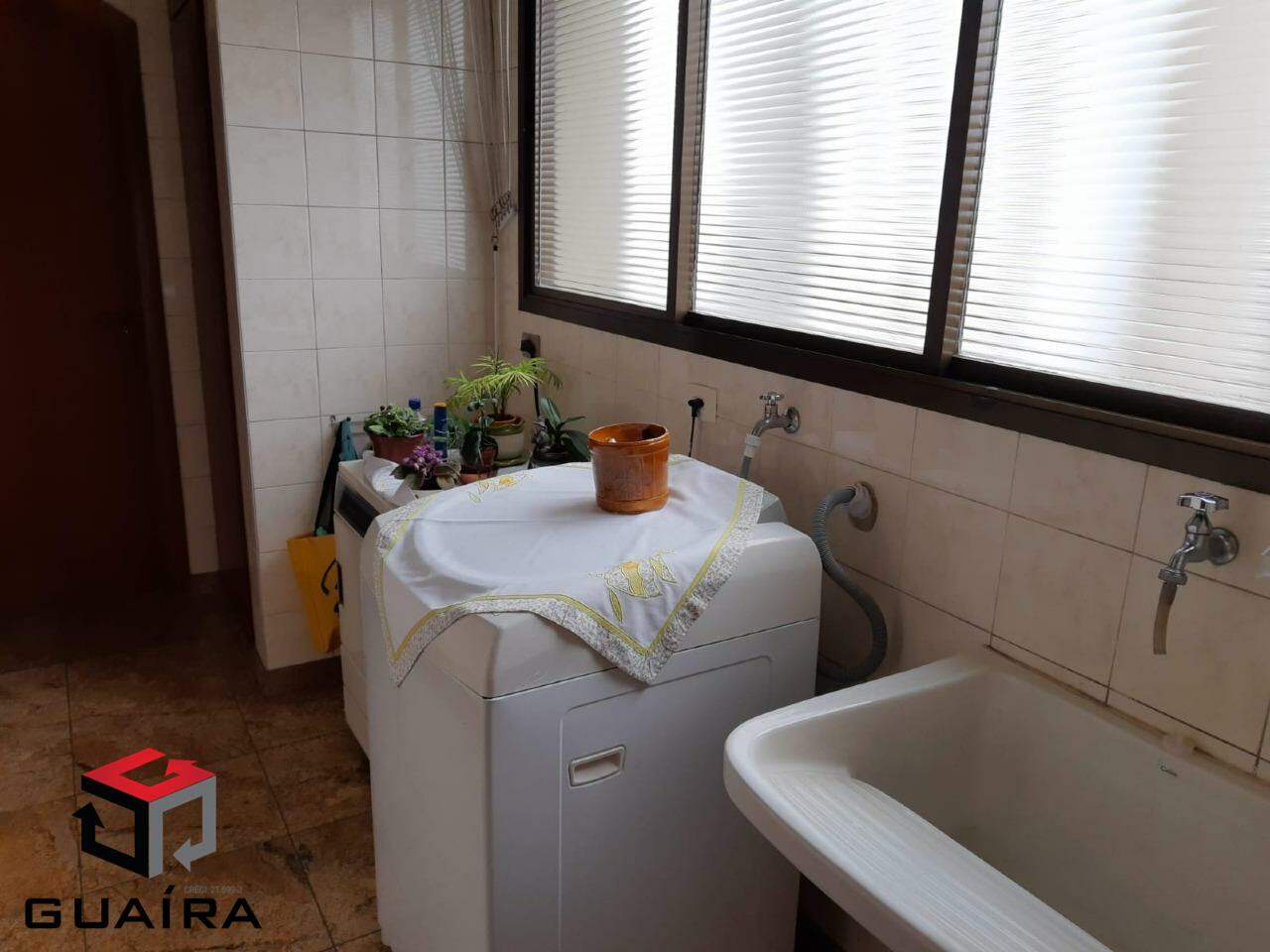 Apartamento à venda com 3 quartos, 180m² - Foto 5