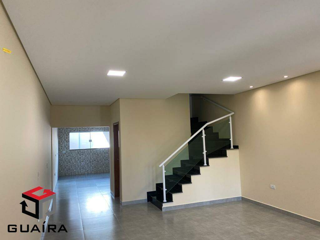 Sobrado à venda com 3 quartos, 200m² - Foto 3