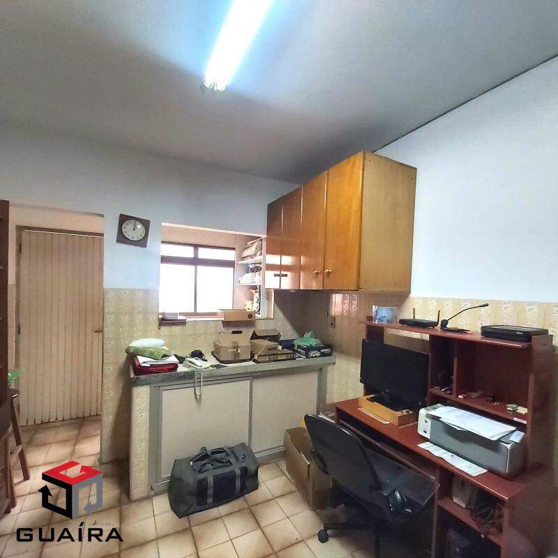 Sobrado à venda com 3 quartos, 246m² - Foto 37