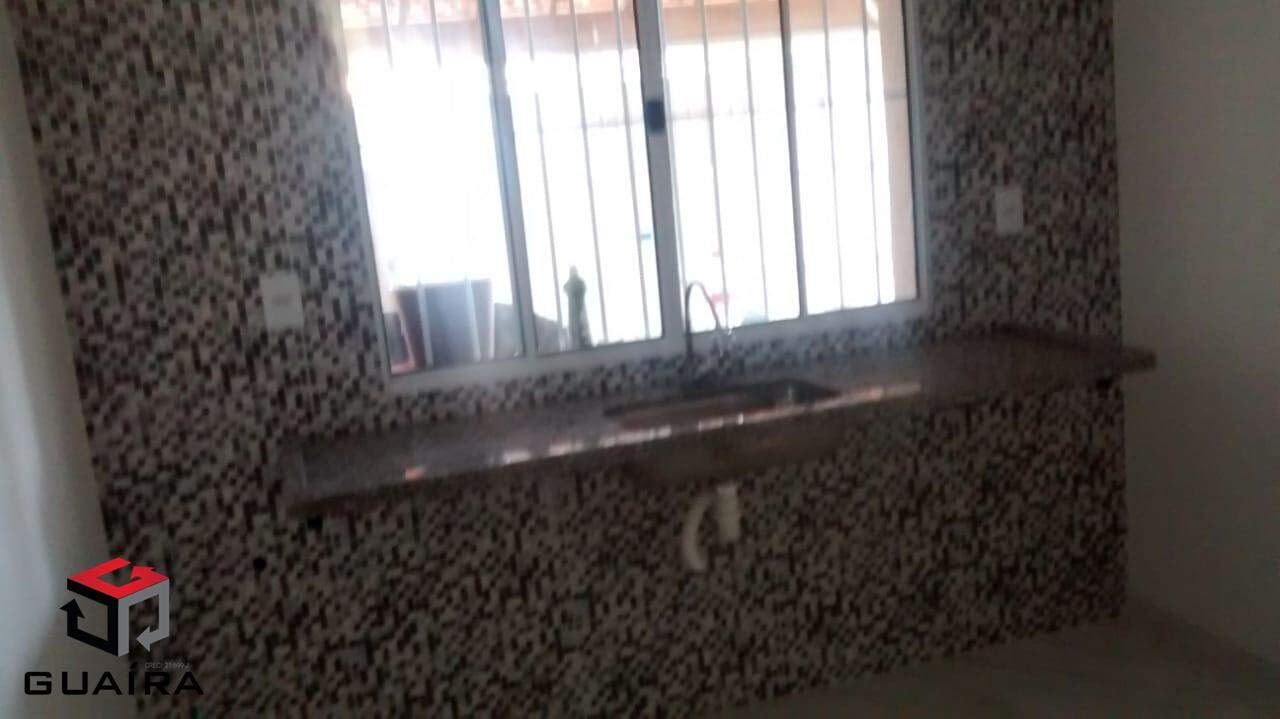 Sobrado à venda com 2 quartos, 151m² - Foto 4