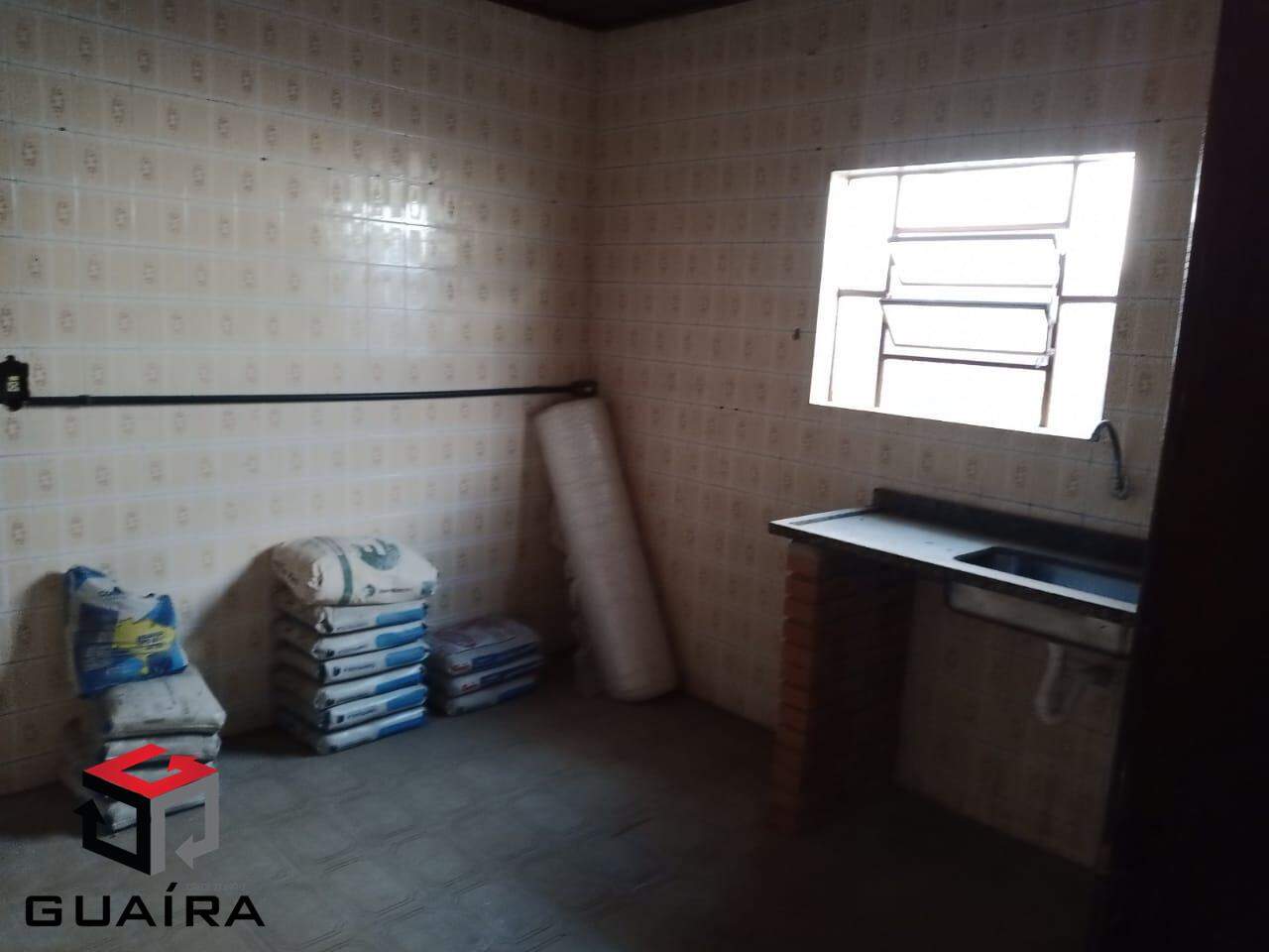 Casa à venda com 4 quartos, 107m² - Foto 3