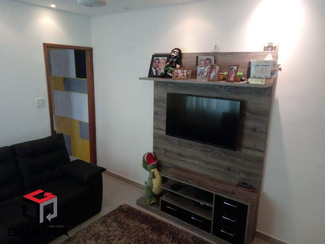 Apartamento à venda com 2 quartos, 67m² - Foto 2