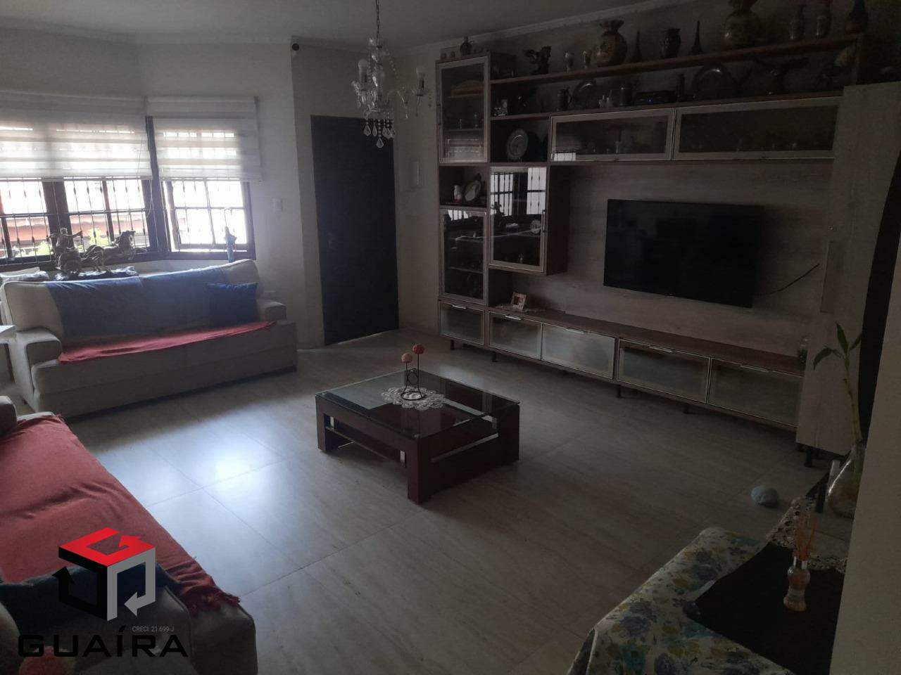 Sobrado à venda com 3 quartos, 200m² - Foto 2