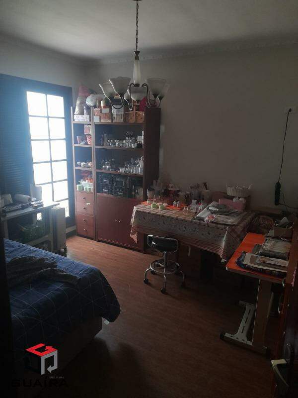 Sobrado à venda com 3 quartos, 200m² - Foto 14