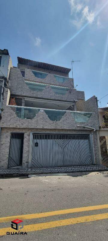 Sobrado à venda com 4 quartos, 330m² - Foto 1