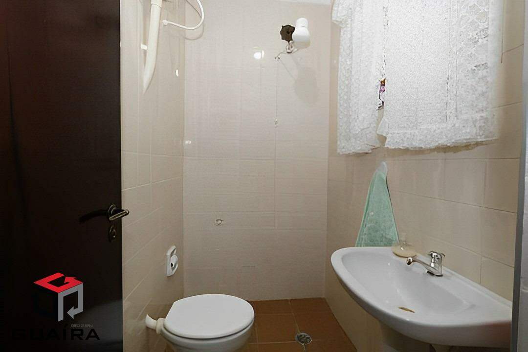 Sobrado à venda com 3 quartos, 242m² - Foto 18