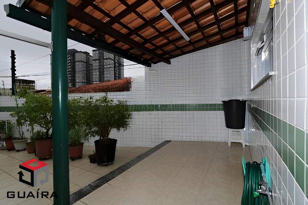 Sobrado à venda com 3 quartos, 242m² - Foto 22