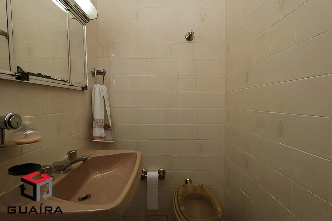 Sobrado à venda com 3 quartos, 242m² - Foto 17