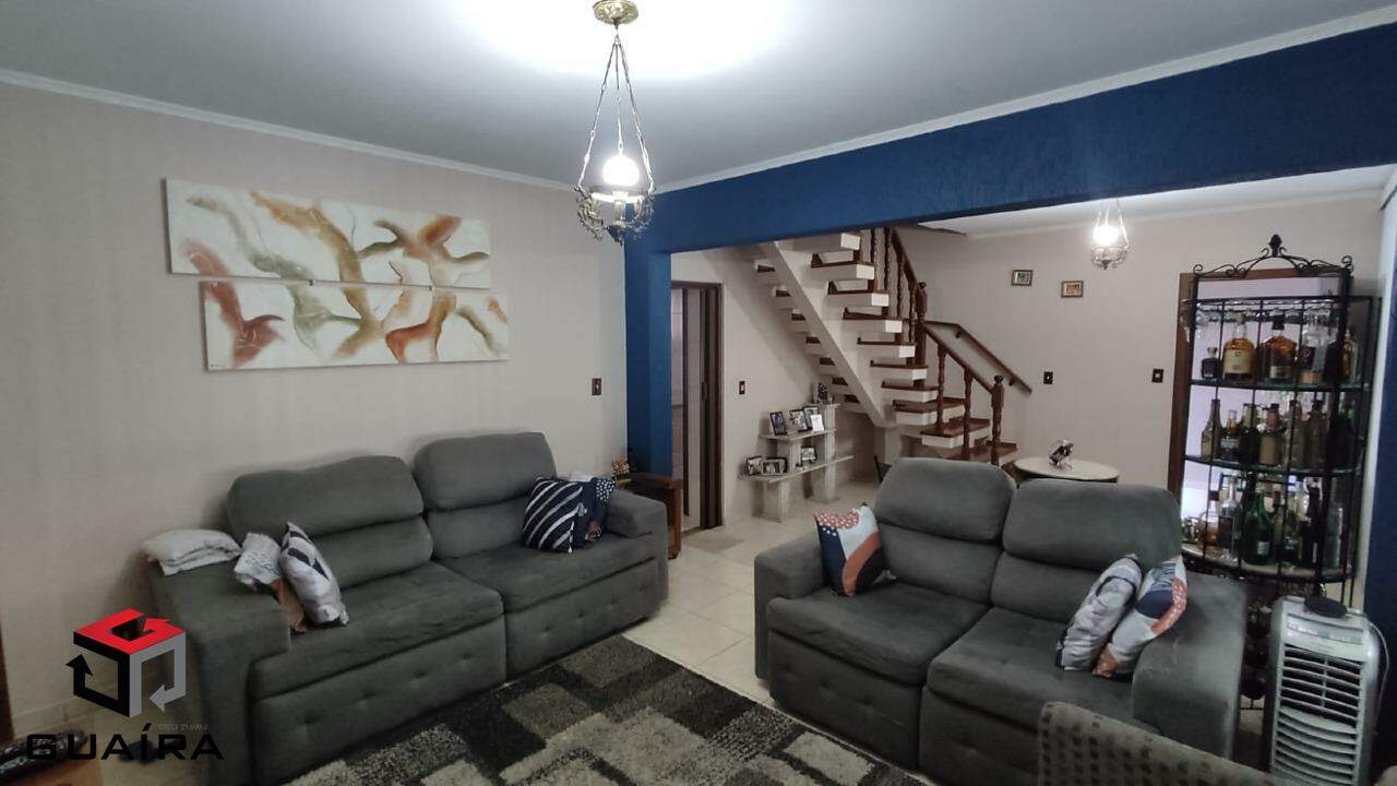 Sobrado à venda com 3 quartos, 295m² - Foto 1