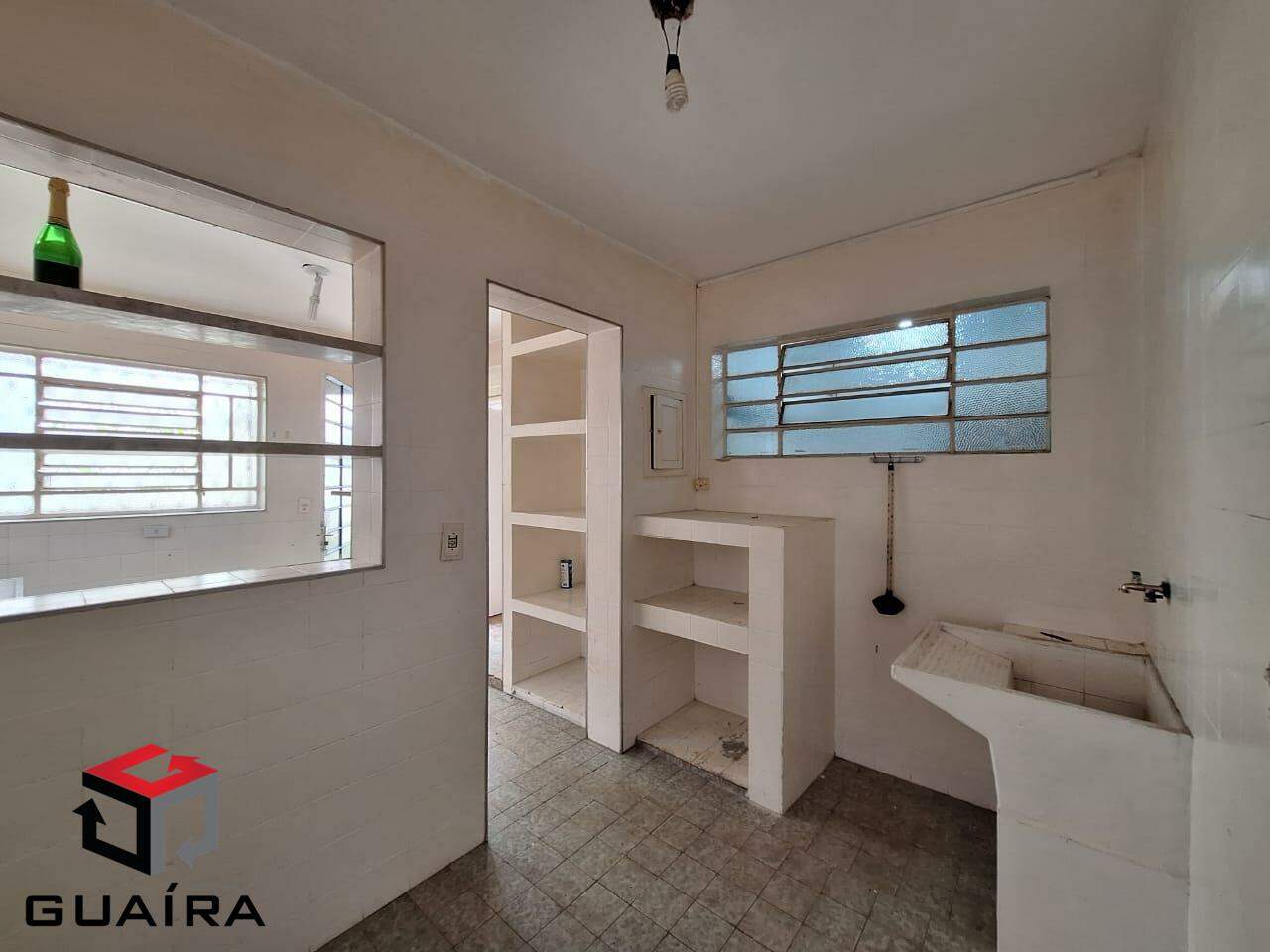 Casa à venda com 2 quartos, 100m² - Foto 14