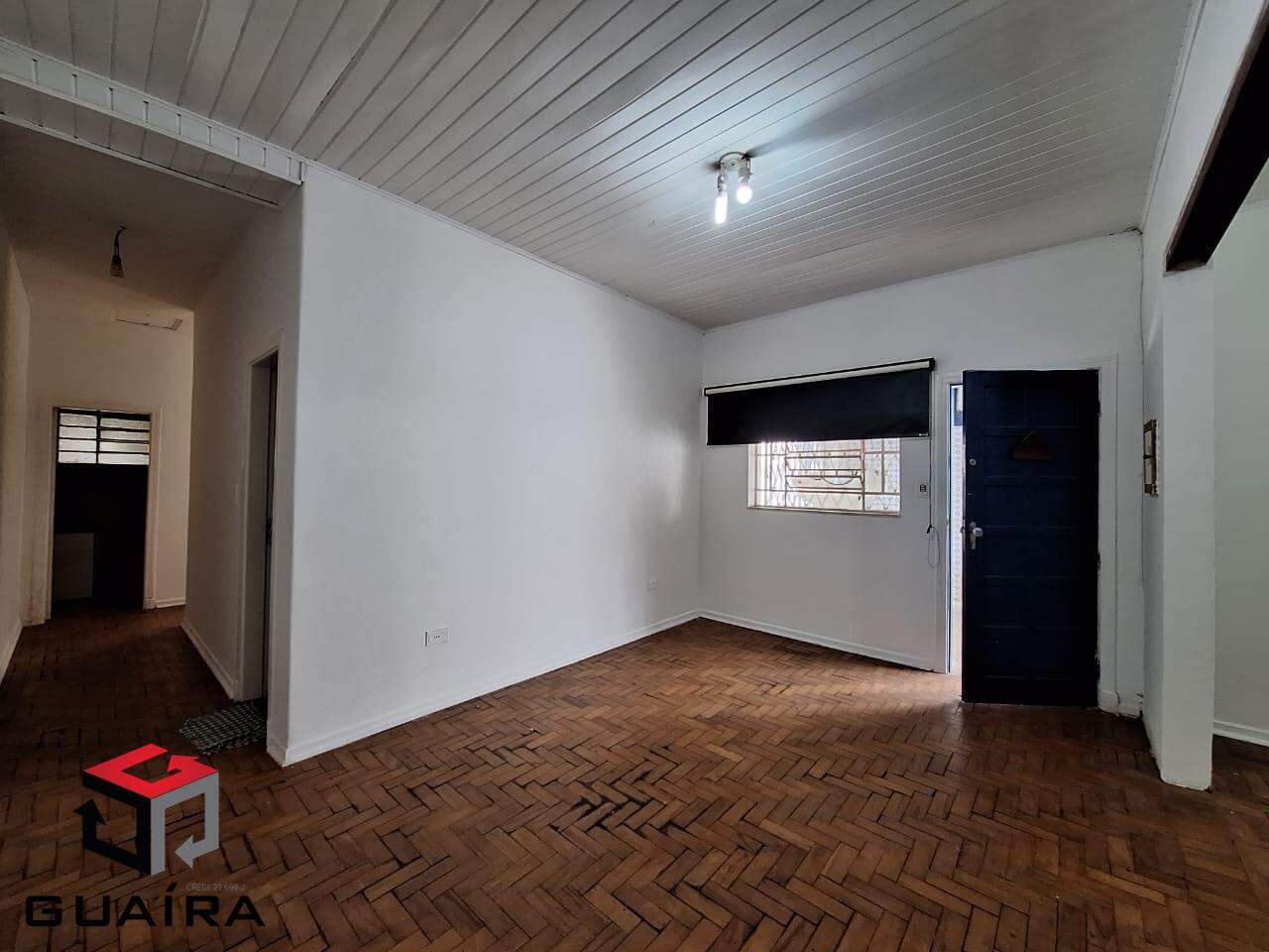 Casa à venda com 2 quartos, 100m² - Foto 2