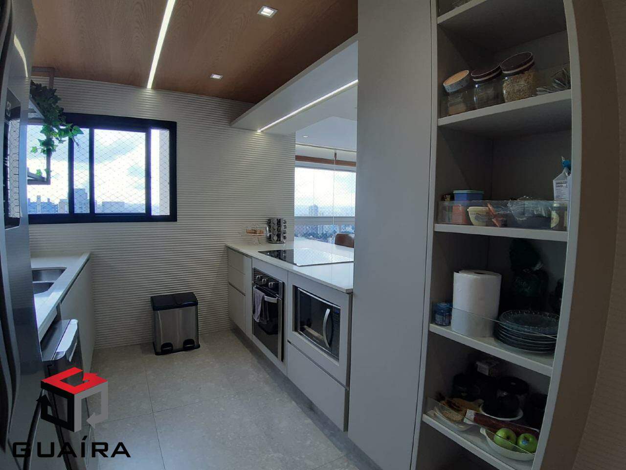 Apartamento à venda com 3 quartos, 160m² - Foto 7