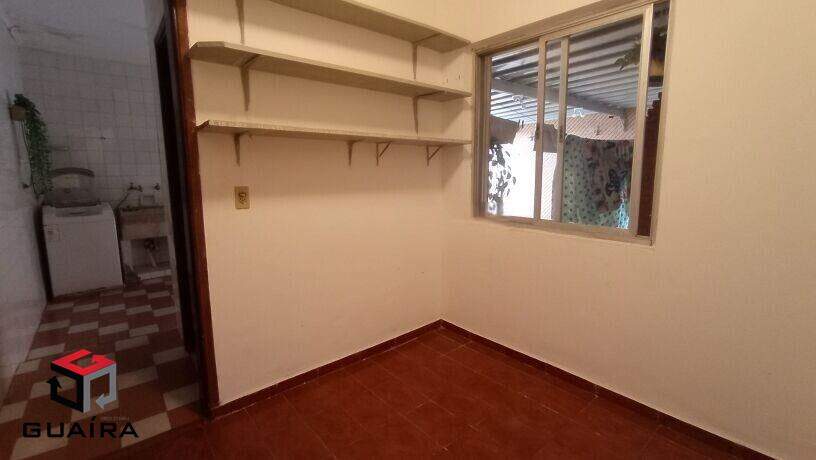 Casa à venda com 3 quartos, 220m² - Foto 8