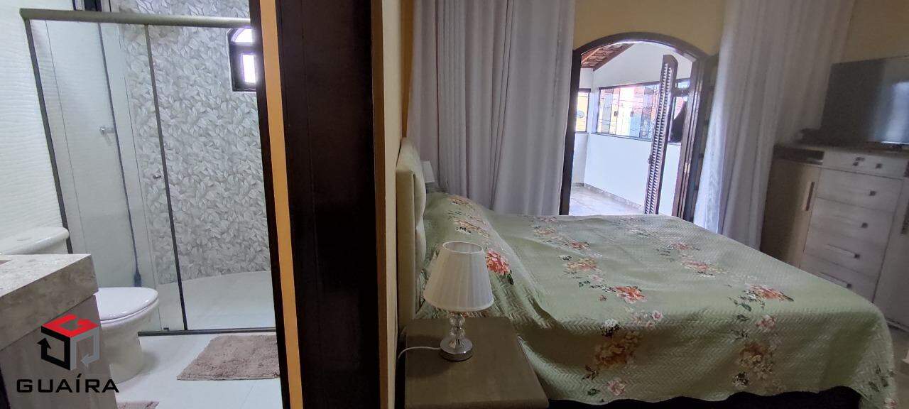 Sobrado à venda com 3 quartos, 223m² - Foto 23