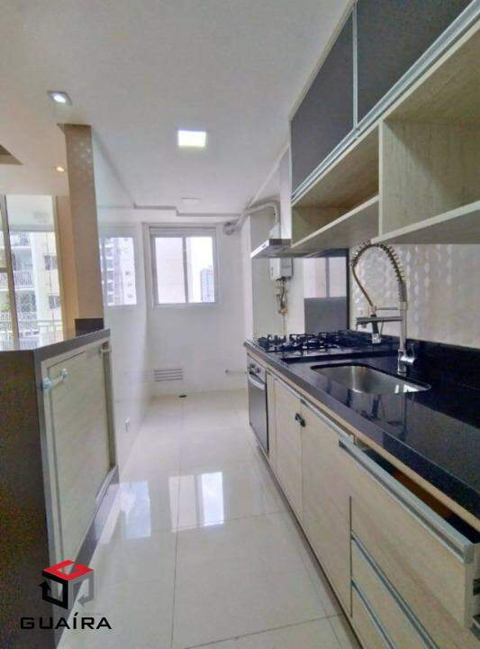 Apartamento para alugar com 2 quartos, 64m² - Foto 8