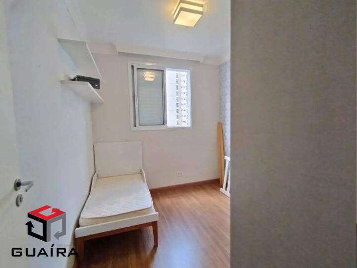 Apartamento para alugar com 2 quartos, 64m² - Foto 13