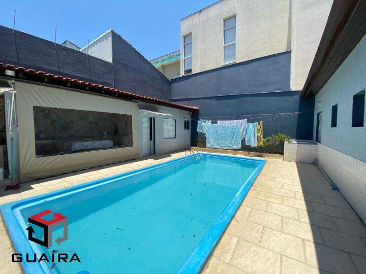 Casa para alugar com 3 quartos, 235m² - Foto 38