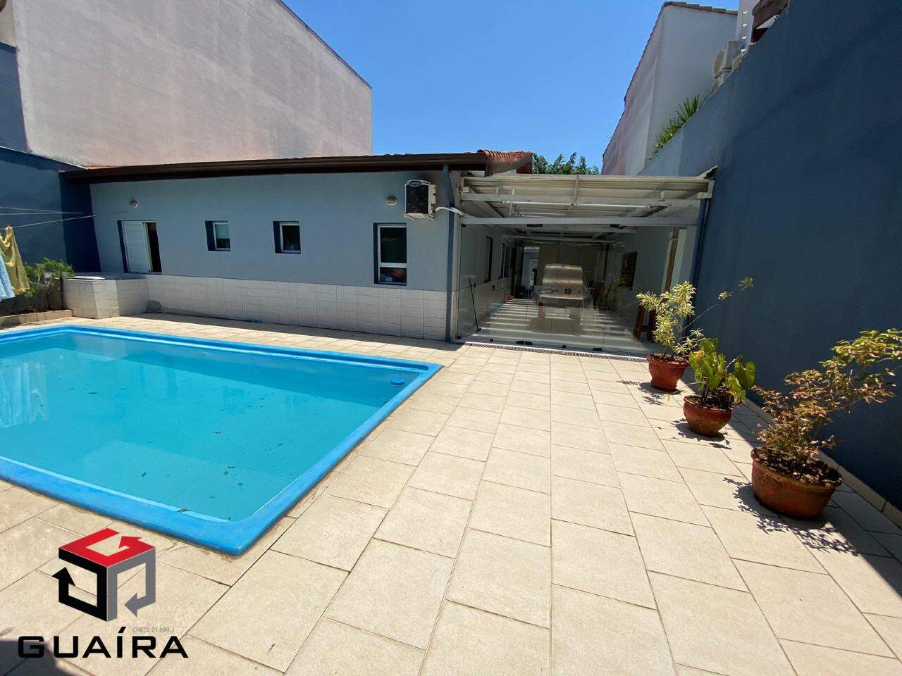 Casa para alugar com 3 quartos, 235m² - Foto 37