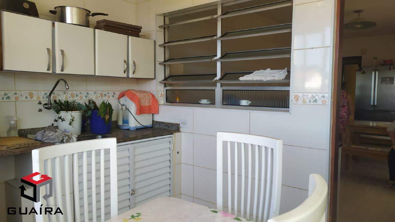 Sobrado à venda com 3 quartos, 180m² - Foto 32