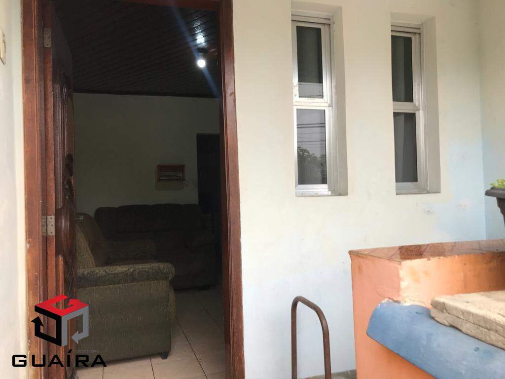 Casa à venda com 1 quarto, 136m² - Foto 2