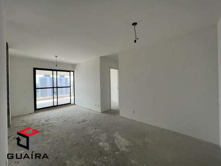 Apartamento à venda com 2 quartos, 68m² - Foto 2