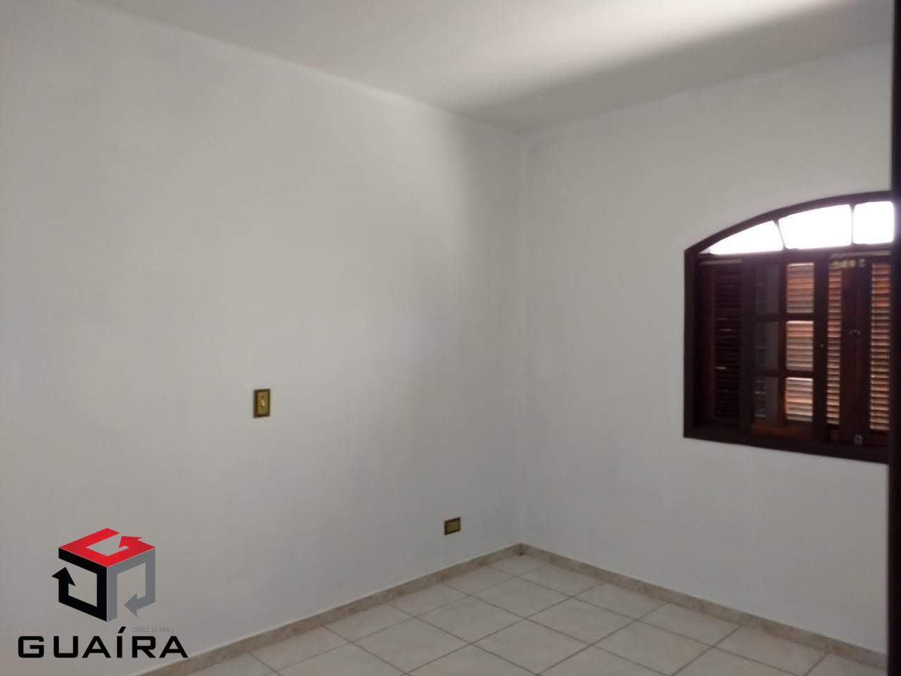 Sobrado à venda com 2 quartos, 250m² - Foto 11