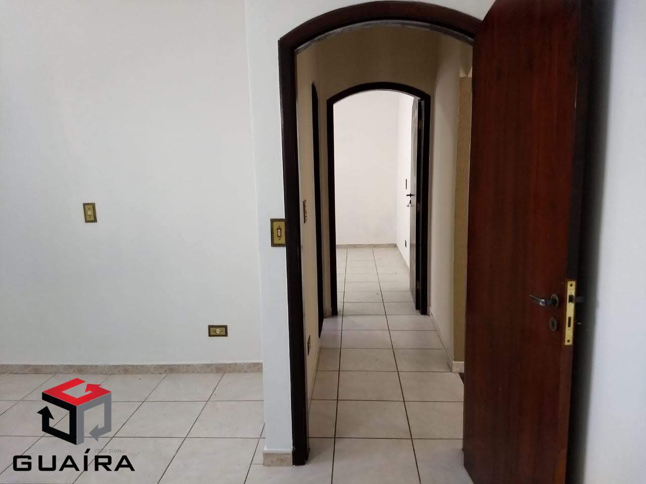 Sobrado à venda com 2 quartos, 250m² - Foto 10