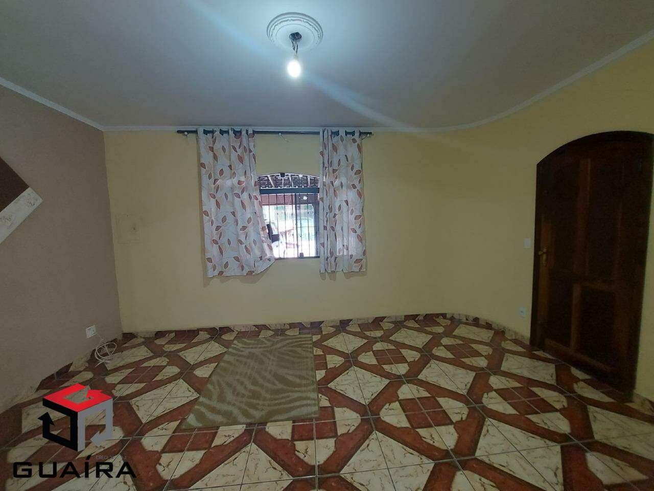 Casa à venda com 5 quartos, 330m² - Foto 1