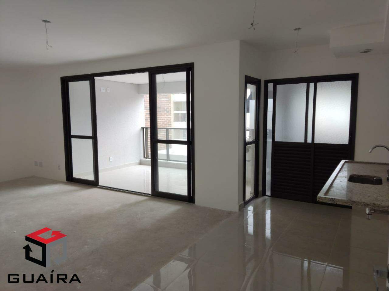 Apartamento à venda com 3 quartos, 117m² - Foto 3