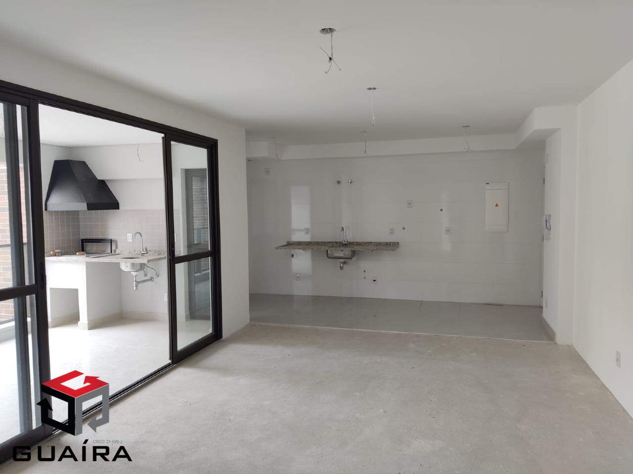 Apartamento à venda com 3 quartos, 117m² - Foto 4