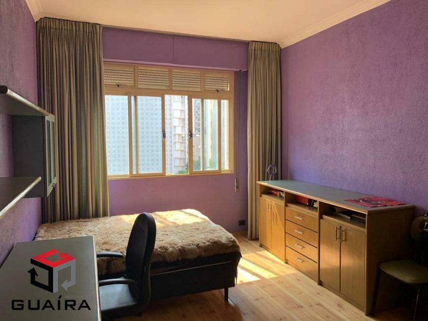 Apartamento à venda com 3 quartos, 218m² - Foto 9