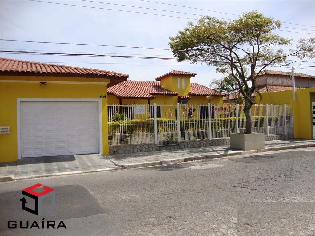 Casa à venda com 4 quartos, 260m² - Foto 1