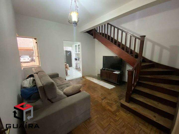 Sobrado à venda com 3 quartos, 210m² - Foto 2