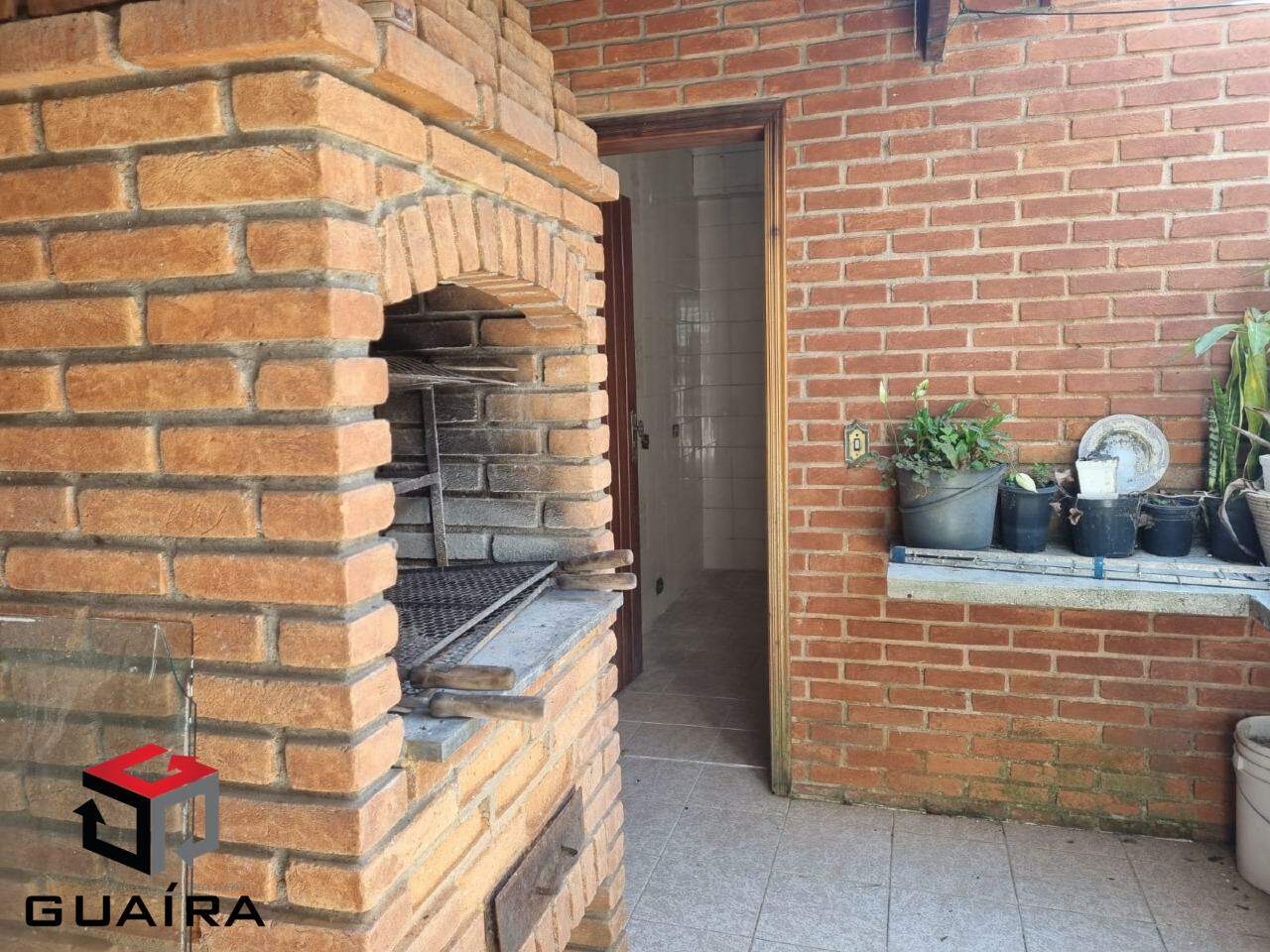 Casa para alugar com 5 quartos, 180m² - Foto 25