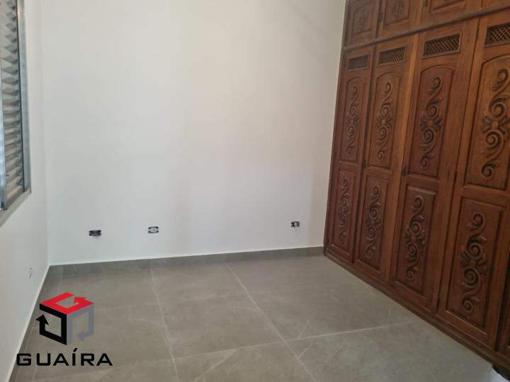 Casa para alugar com 5 quartos, 180m² - Foto 14