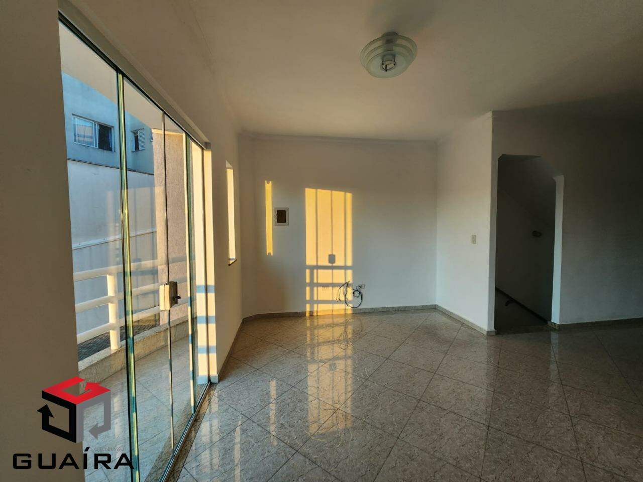 Sobrado à venda com 3 quartos, 170m² - Foto 2