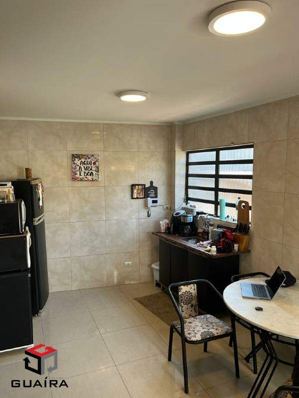 Sobrado à venda com 3 quartos, 200m² - Foto 9