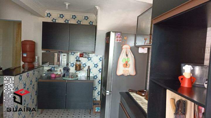 Sobrado à venda com 2 quartos, 110m² - Foto 2