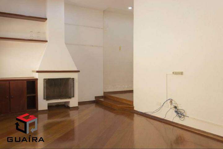 Sobrado à venda com 4 quartos, 298m² - Foto 1