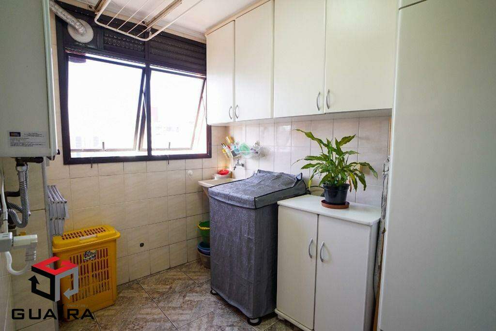 Apartamento para alugar com 3 quartos, 160m² - Foto 11