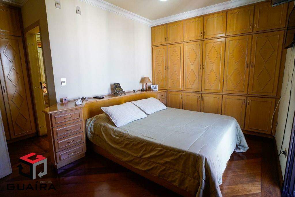 Apartamento para alugar com 3 quartos, 160m² - Foto 12