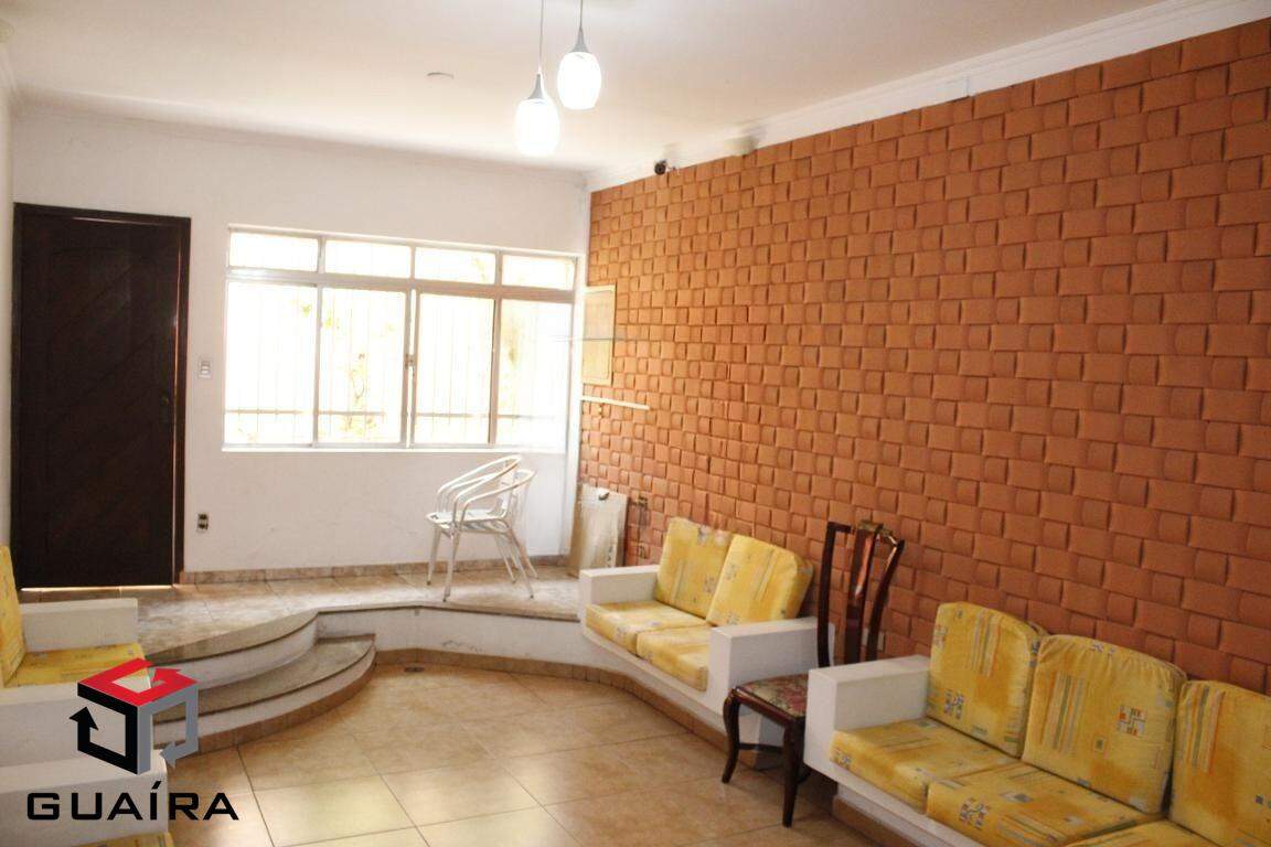 Sobrado à venda com 4 quartos, 270m² - Foto 1