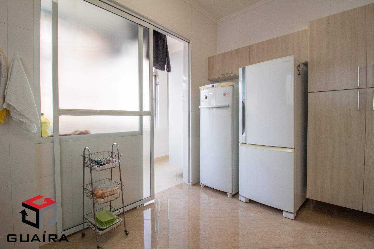 Apartamento à venda com 3 quartos, 257m² - Foto 9