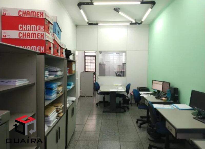 Sobrado à venda com 3 quartos, 120m² - Foto 1