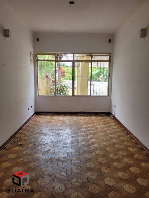 Sobrado à venda com 3 quartos, 232m² - Foto 2