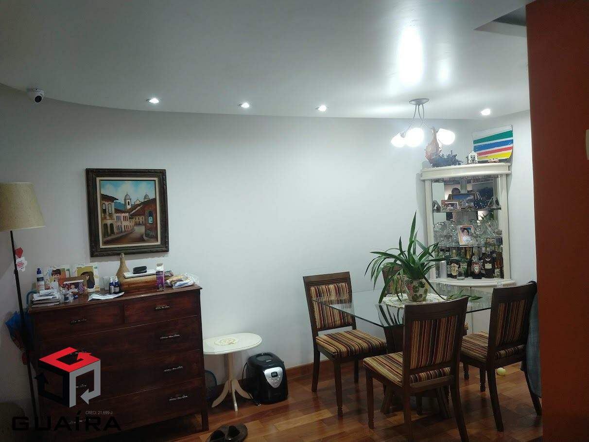 Apartamento à venda com 2 quartos, 80m² - Foto 2