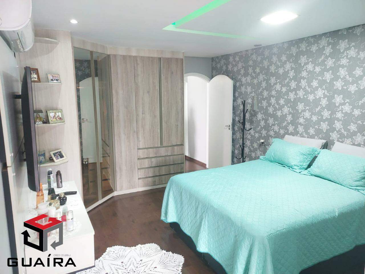 Sobrado à venda com 3 quartos, 195m² - Foto 25