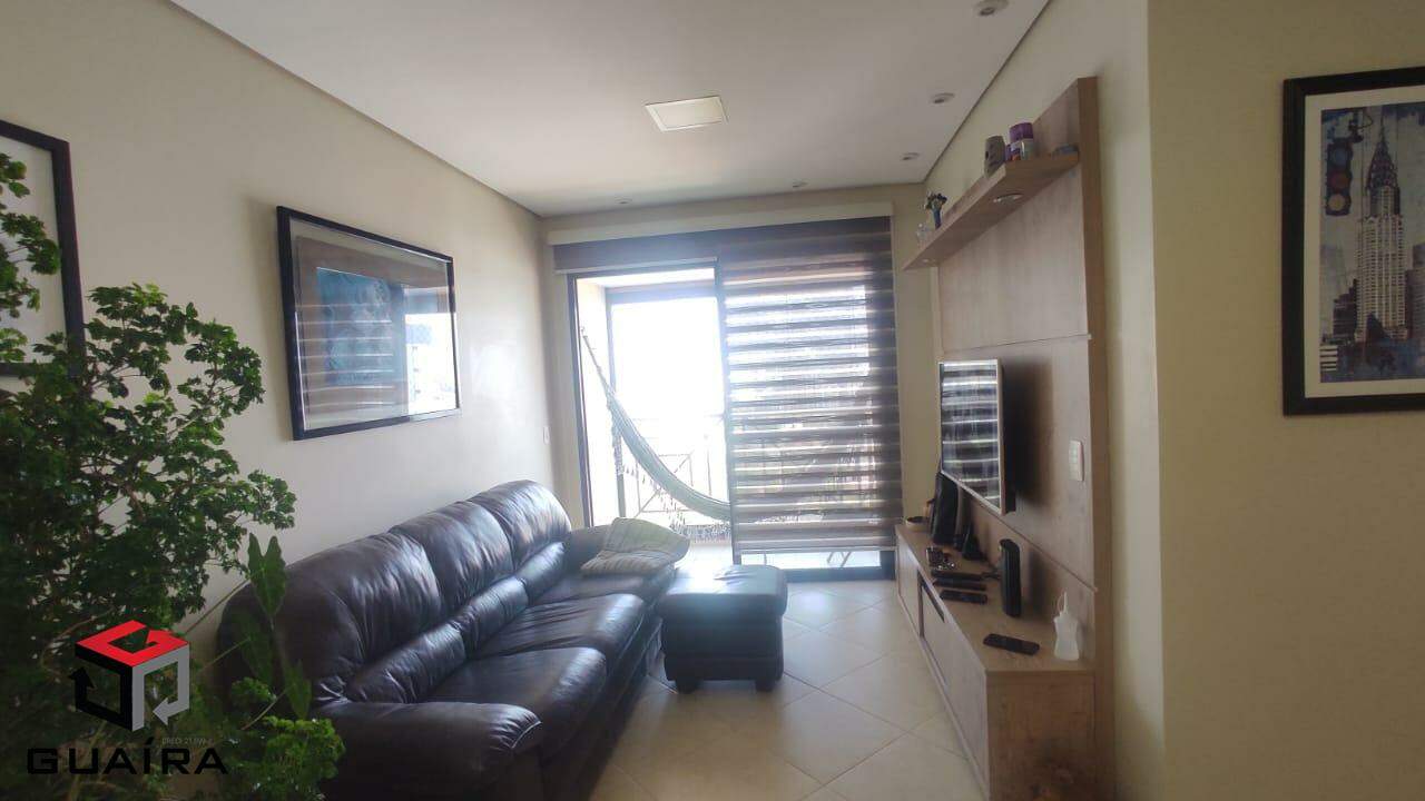 Apartamento à venda com 3 quartos, 70m² - Foto 2