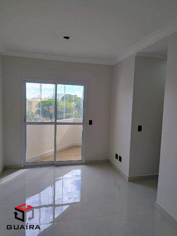 Apartamento à venda com 3 quartos, 68m² - Foto 2