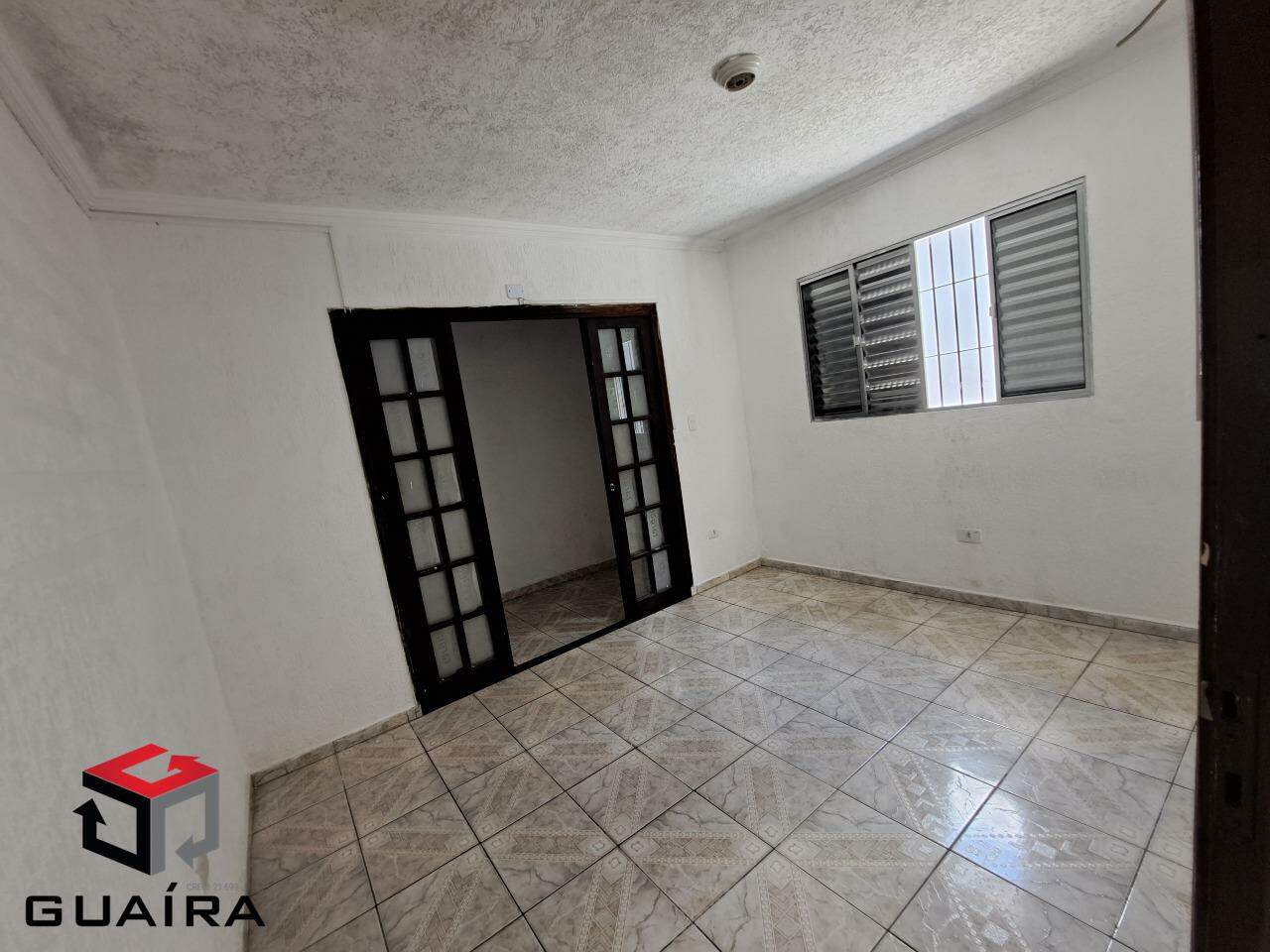 Casa à venda com 1 quarto, 126m² - Foto 2